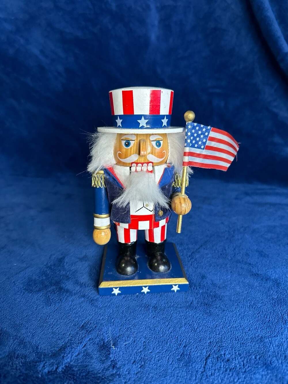 December Home 7 Inch Uncle Sam Nutcracker Patriotic Decorative Figure
